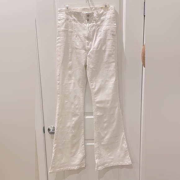 NEW…Free People We The Free White Flare Jeans - Picture 2 of 4
